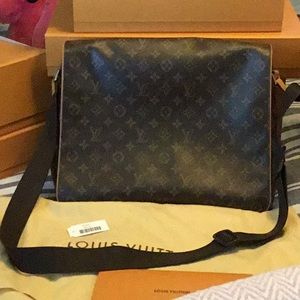 LV Monogram Canvas Abbesses Messenger bag